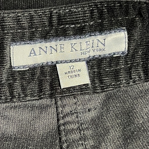 ANNE KLEIN BLACK VELVET LIKE SWING TIME PANTS Size 12 NWT - Picture 9 of 11